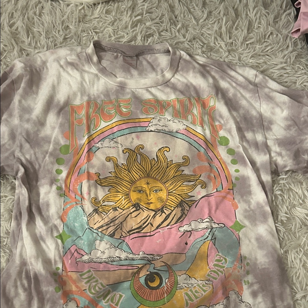 Free Spirit Graphic T-Shirt